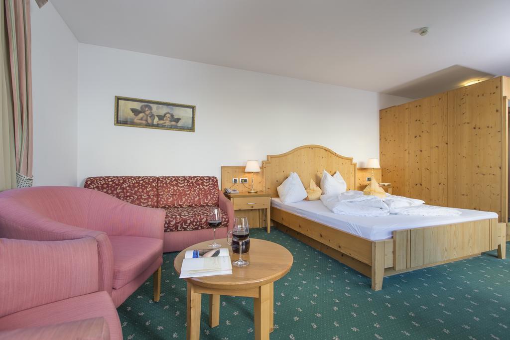 Hotel Kronplatz Olang Εξωτερικό φωτογραφία